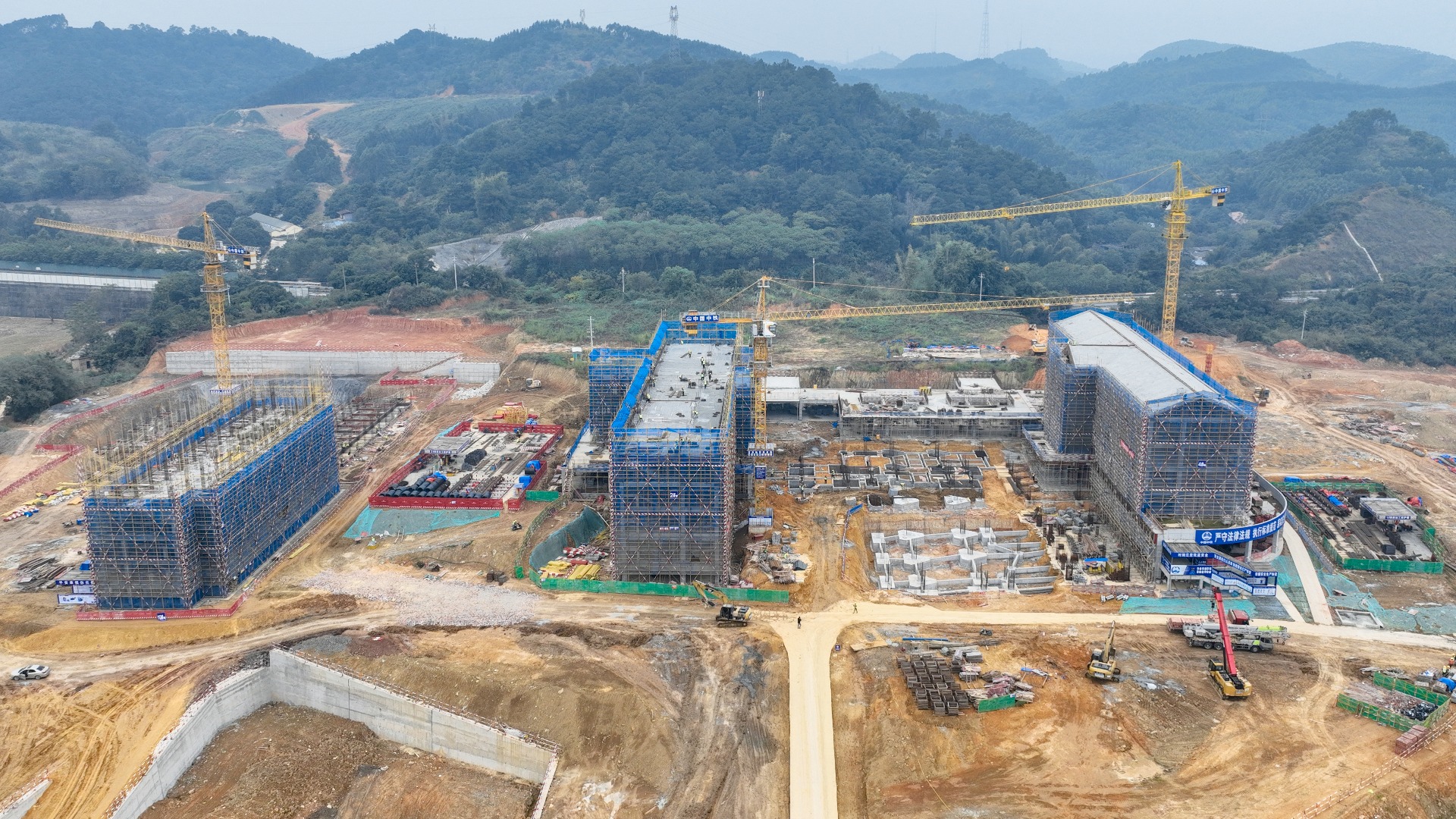 龍景六小、十二中_副本